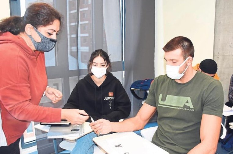 Üniversiteli rekortmen