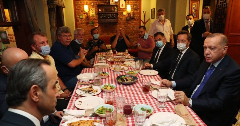 Başkan Erdoğan, Üsküdar’daki bir restoranda yemek yedi