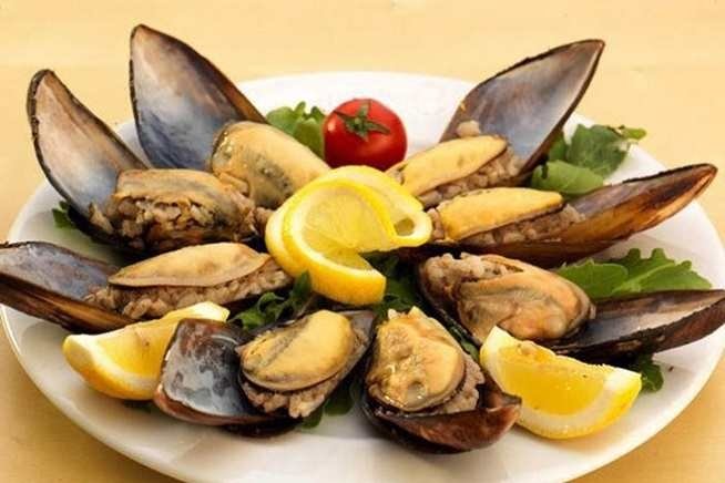 Lezzetiyle ünlü midye dolması nasıl yapılır?