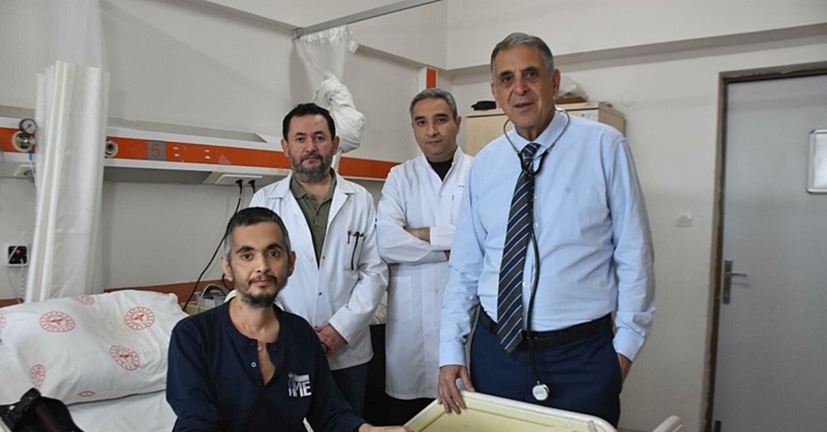 Çift taraflı yapay kalp cihazıyla hayata döndü