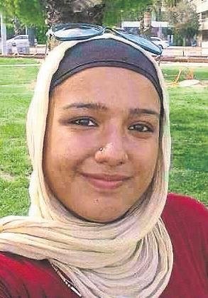 Duvarda delik açıp komşusunu soydu