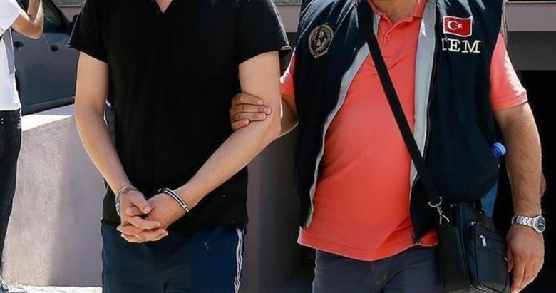 İzmir’deki terör operasyonunda 11 kişi gözaltına alındı