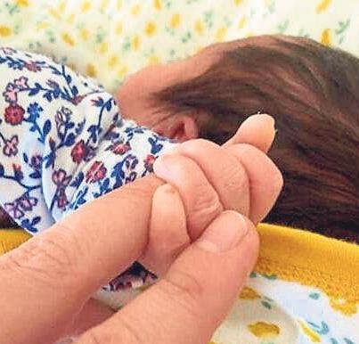 Sanem Yeles anne oldu