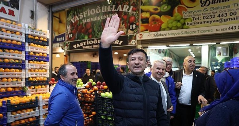 Hal esnafıyla sahur yaptı: Dağ’dan 5 yıl sonunda yol sorunu bırakmama sözü!