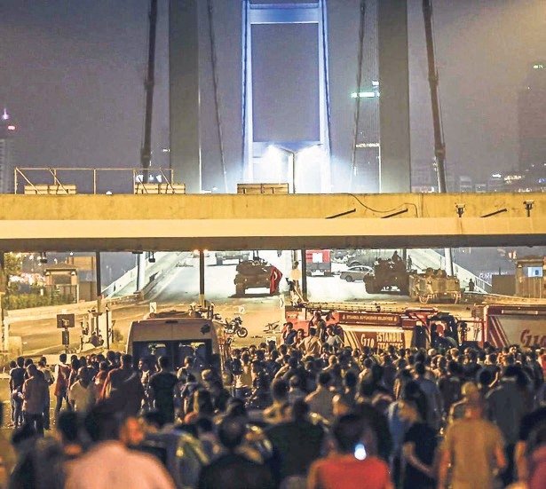 Dakika dakika 15 Temmuz... Milletin ihanete karşı zaferi