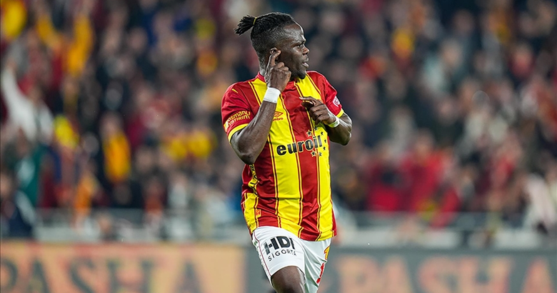 Göztepe, Olaitan’ın yerini aynı gün Filip Krastev’le doldurdu