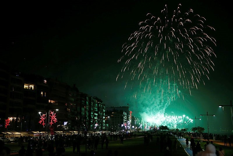 İzmir’de yeni yıl çoşkusu