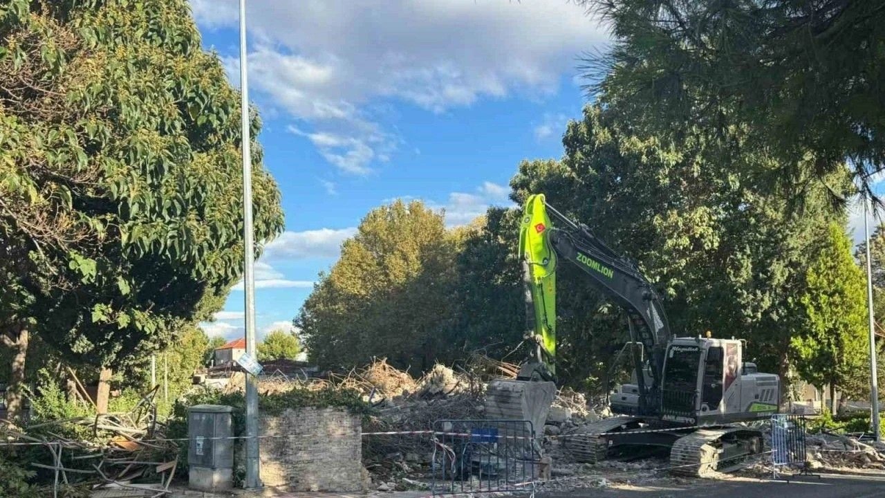 Denizli'de rant uğruna tarihimizi sattılar