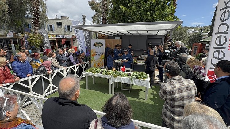 Bodrum’da düzenlenen Acı Ot Festivali’nde renkli anlar