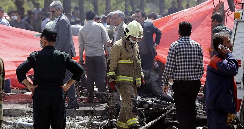 İran’da yolcu uçağı düştü