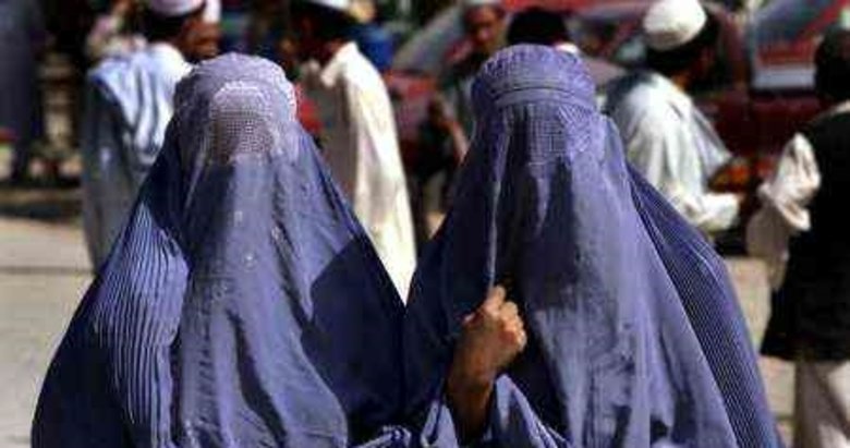 Taliban’dan kadınlara ‘yönetime katılın’ çağrısı