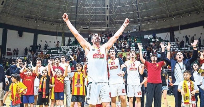 Göztepe Basket kendine geldi