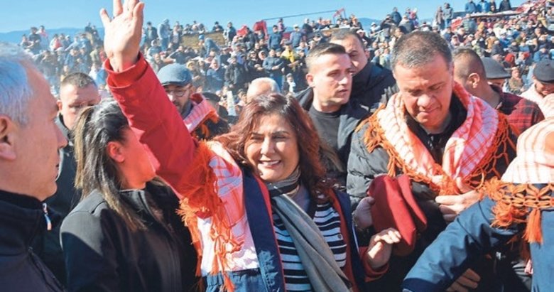 Deve güreşi camiasından Özlem Çerçioğlu’na teşekkür