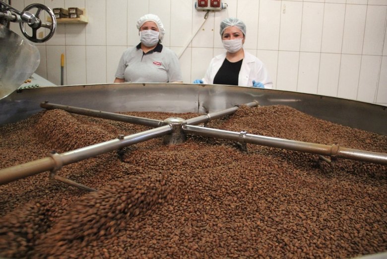 Aydın’da bayram hazırlıkları devam ediyor! Kahveler fincanla değil paketle ikram edilecek