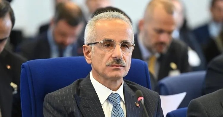 Bakan Uraloğlu açıkladı: İran ve Suriye’ye uçuşlar durduruldu!