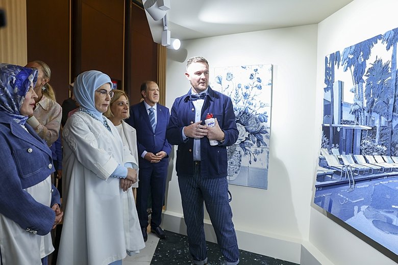 Emine Erdoğan ‘Bahçedeki Sırlar’ sergisinin açılışını yaptı