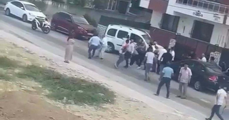 2 aile arasındaki kavgada kan aktı! Manisa’daki dehşet anlarının görüntüsü ortaya çıktı