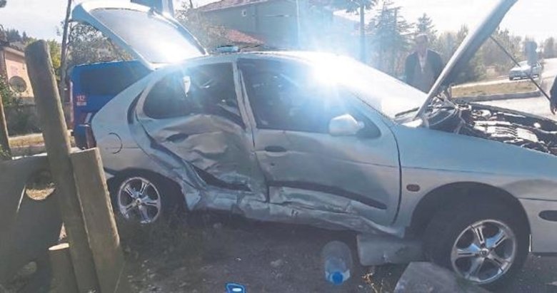 Araçlar çarpıştı: 2’si çocuk 6 yaralı