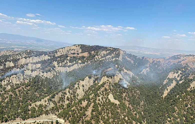 Manisa Salihli’deki orman yangını kontrol altında