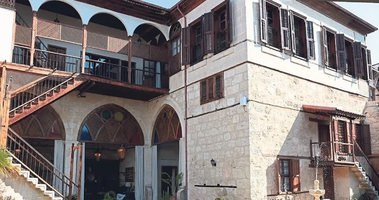 Tarihi Köşk ekranda hayat buldu