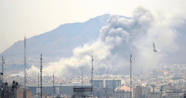 Katil İsrail Kudüs Günü’nü kana buladı!