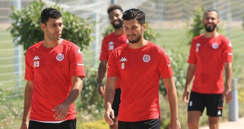 O takımda koronavirüs şoku! Kafile İstanbul’a gelemedi