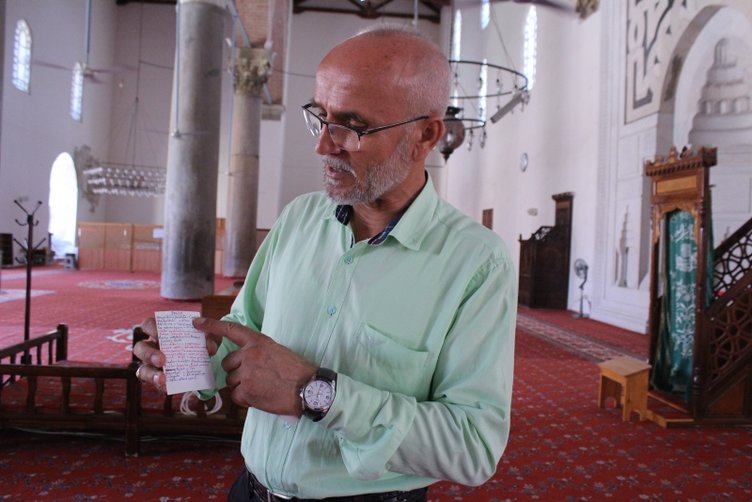 Herkesin konuştuğu şehit babası imam! İzmir’de yabancı diliyle gönül köprüsü kuruyor
