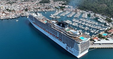 Kuşadası’ndan gelen kruvaziyer Marmaris’e demir attı!