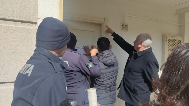 Gökçeada’da 13 otel ve pansiyon mühürlendi