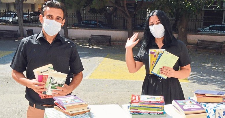 Manisa, Τουρκία εκπέμπεται από την αγάπη των βιβλίων
