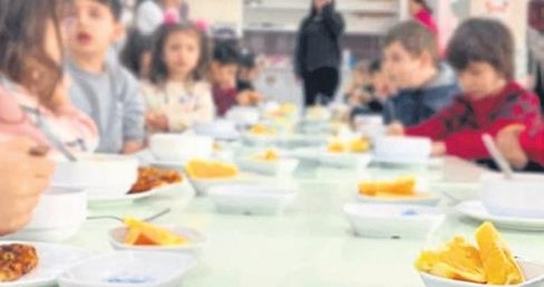 Mahkeme, özel okula yemek ücreti vermek istemeyen veliyi haklı buldu