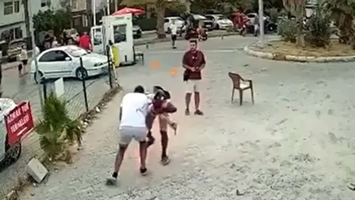 Muğla'da Bıçaklı Kavga: İki Yaralı