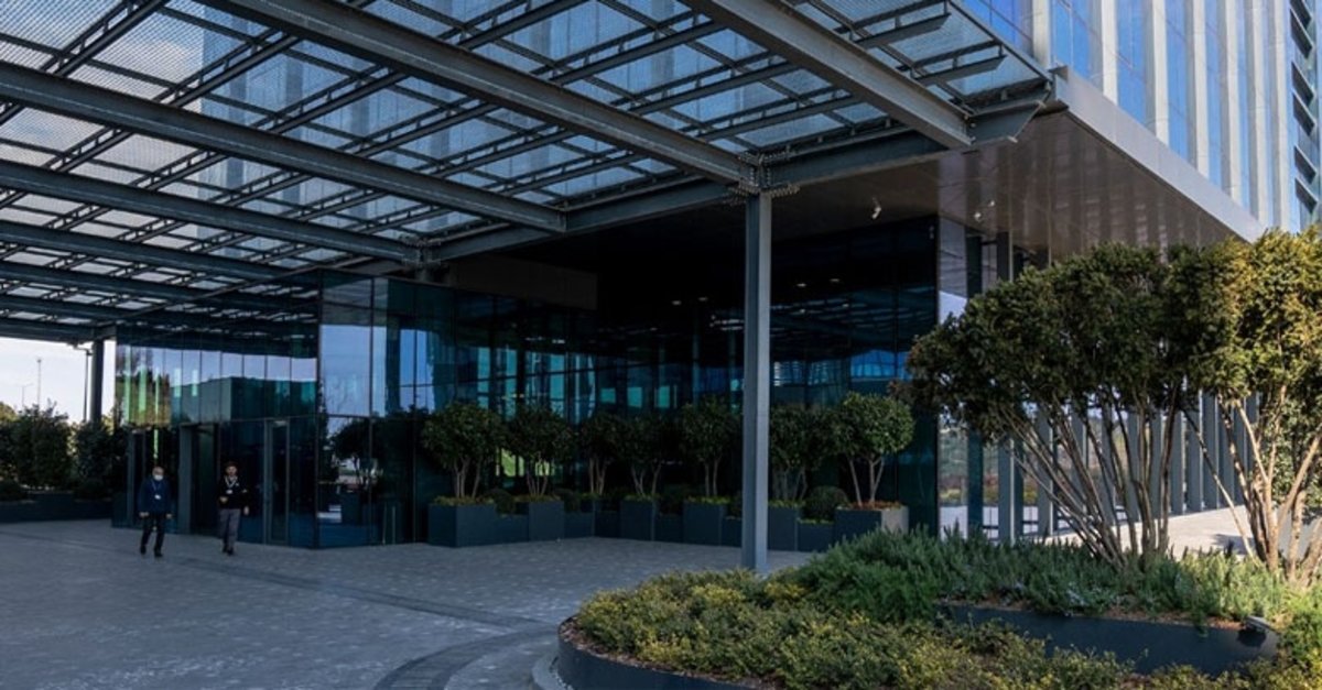 Türkiye’nin lider kadınları Turkuvaz'da bir araya geldi! Bakan Göktaş'tan çalışan annelere müjde