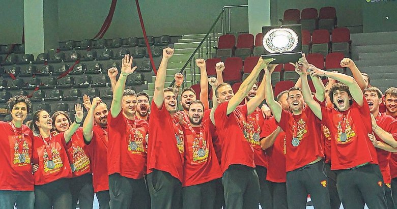 Olimpik branşlarda elde ettiği başarılarla yine göz doldurdu: Göztepe damgası