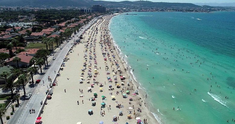 Turizm cenneti Ege’ye tatilci akını! Tam 2 milyon 99 bin 766 kişi