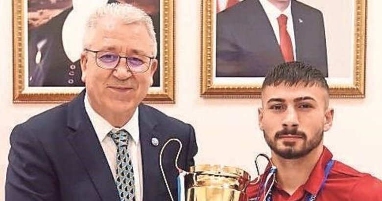 Egeli Ali Ataberk Avrupa şampiyonu