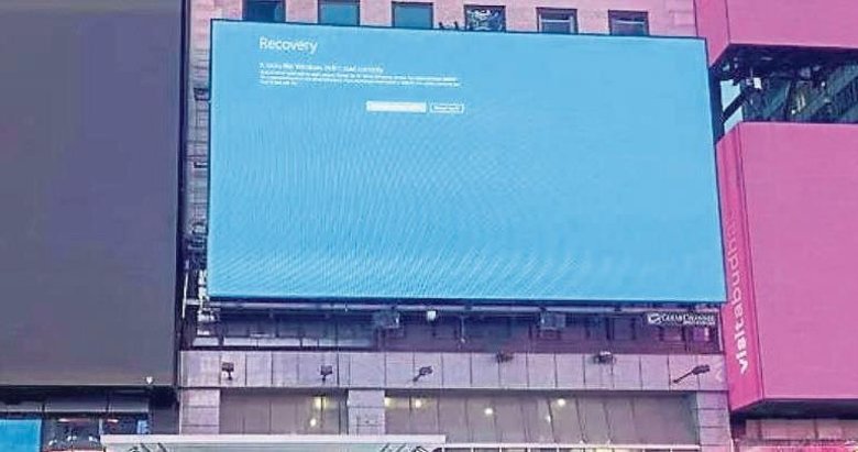 Yazılım sistemi çöktü! Dünya mavi ekran verdi