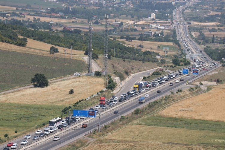 İstanbul-Bursa-İzmir Otoyolu’nda trafik durma noktasına geldi