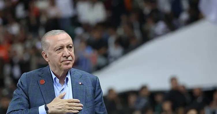 Başkan Erdoğan: Türkiye’nin parlak yarınları gençlerin gayretleriyle şekillenecek