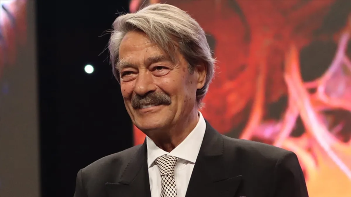 Kıvanç Tatlıtuğ’dan Kadir İnanır için duygulandıran paylaşım! "Hoşça kal usta..."