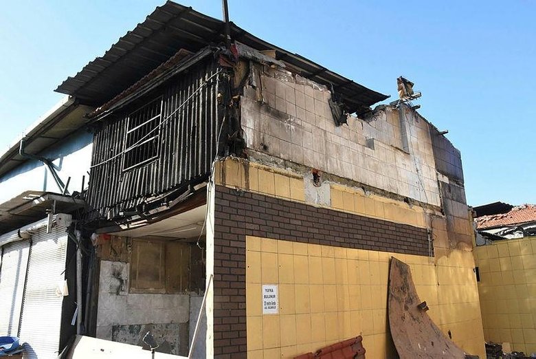 Yangından yaralı kurtarılan yavru kedi, ’Ateş’ adı verilip, sahiplendirildi