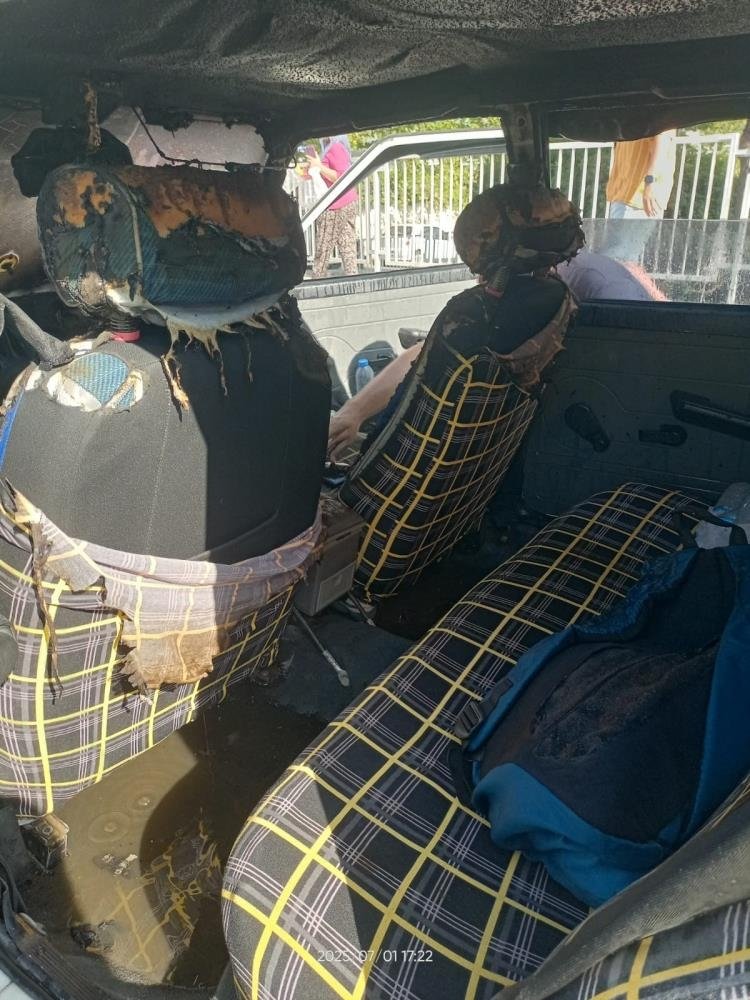 1 Saat önce aldığı otomobil 1 dakikada küle döndü!