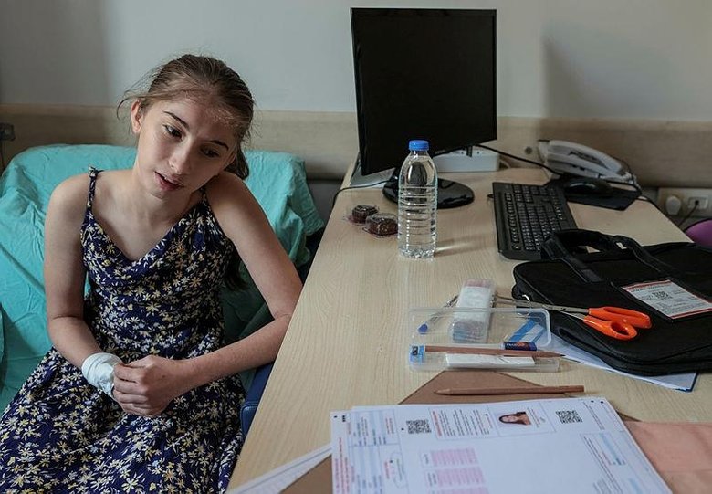 İzmir’de LGS’ye hastanedeki doktor odasında girdi