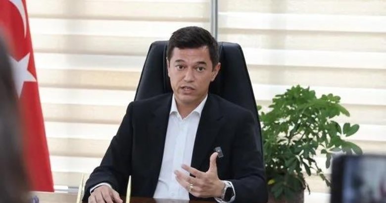 Marmaris Belediye Başkanı Acar Ünlü ateş püskürdü: Her türlü rezilliği yapıp Kral Charles’i beklemeyin