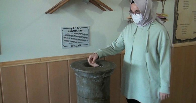 Osmanlı’nın unutulan ’Sadaka Taşı’ geleneği bu okulda yaşatılıyor