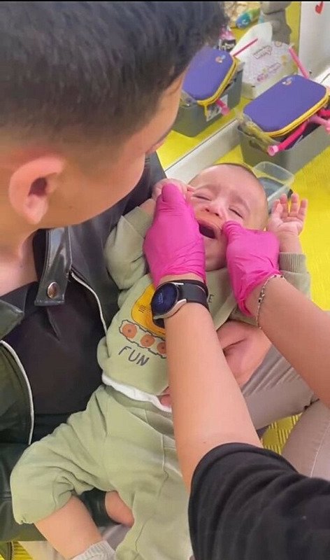 SMA’lı Abbas’ın annesi: Elimizden tutun