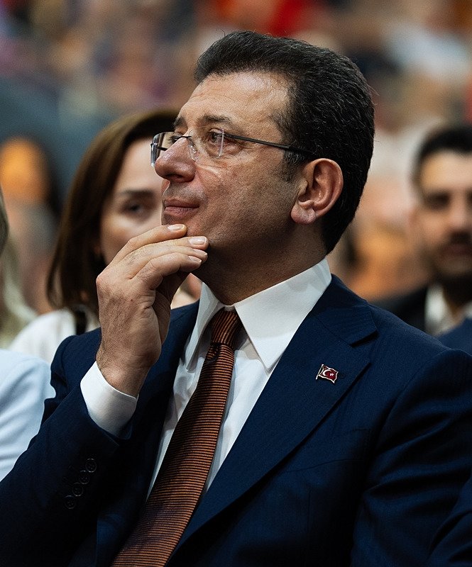 İmamoğlu’na yolsuzluk tutuklaması