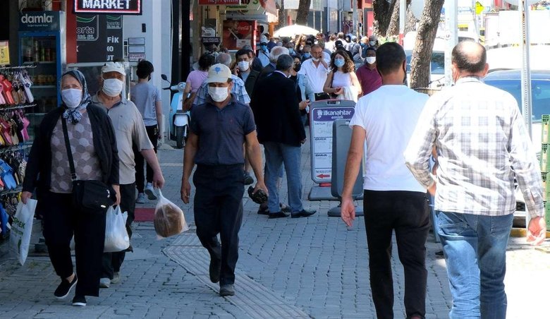 Bilim Kurulu üyesi açıkladı! İşte maskeden kurtulacağımız tarih
