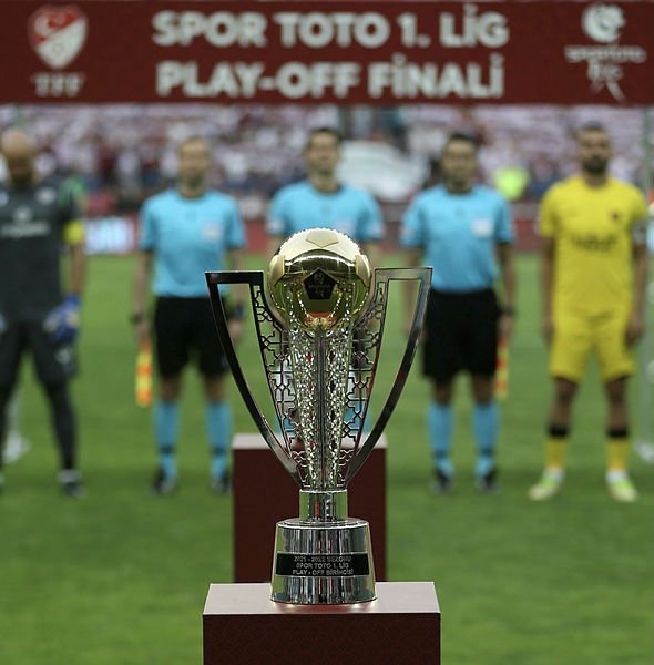 Süper Lig’e yükselen son takım belli oldu