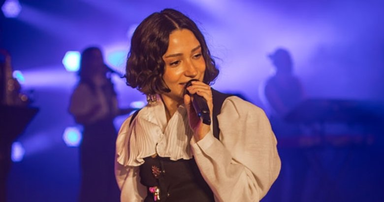 Zeynep Bastık’tan Katar’da muhteşem konser